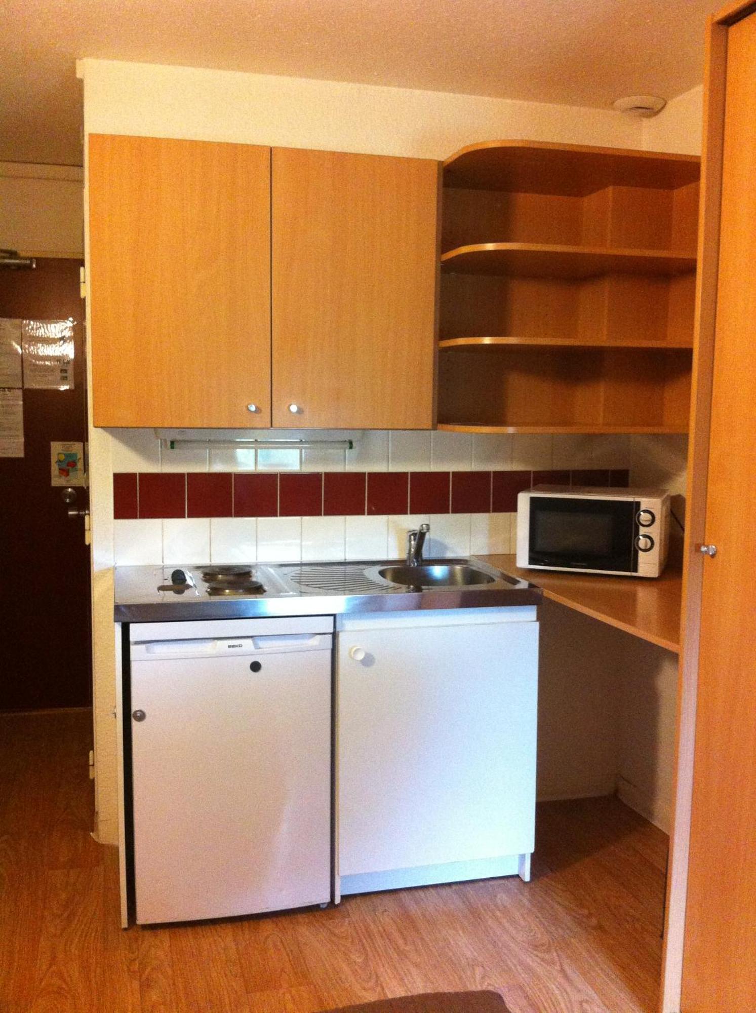 Be Myhotel Evreux Bagian luar foto